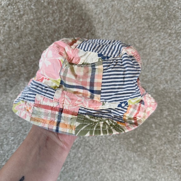 Gymboree Baby Bucket Hat 0-12 Months Floral Patchwork Cotton Sun Hat - Picture 1 of 3